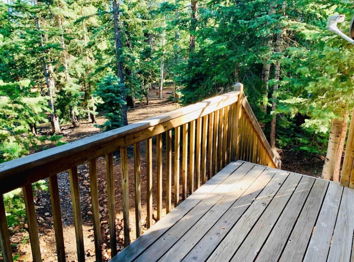 Adventure Awaits 3King Bed,2Bath Log Cabin In Heart Of Duck Creek Village! Exterior foto