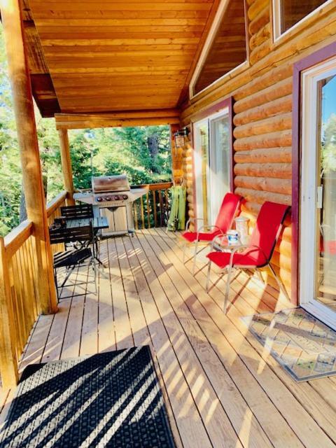 Adventure Awaits 3King Bed,2Bath Log Cabin In Heart Of Duck Creek Village! Exterior foto